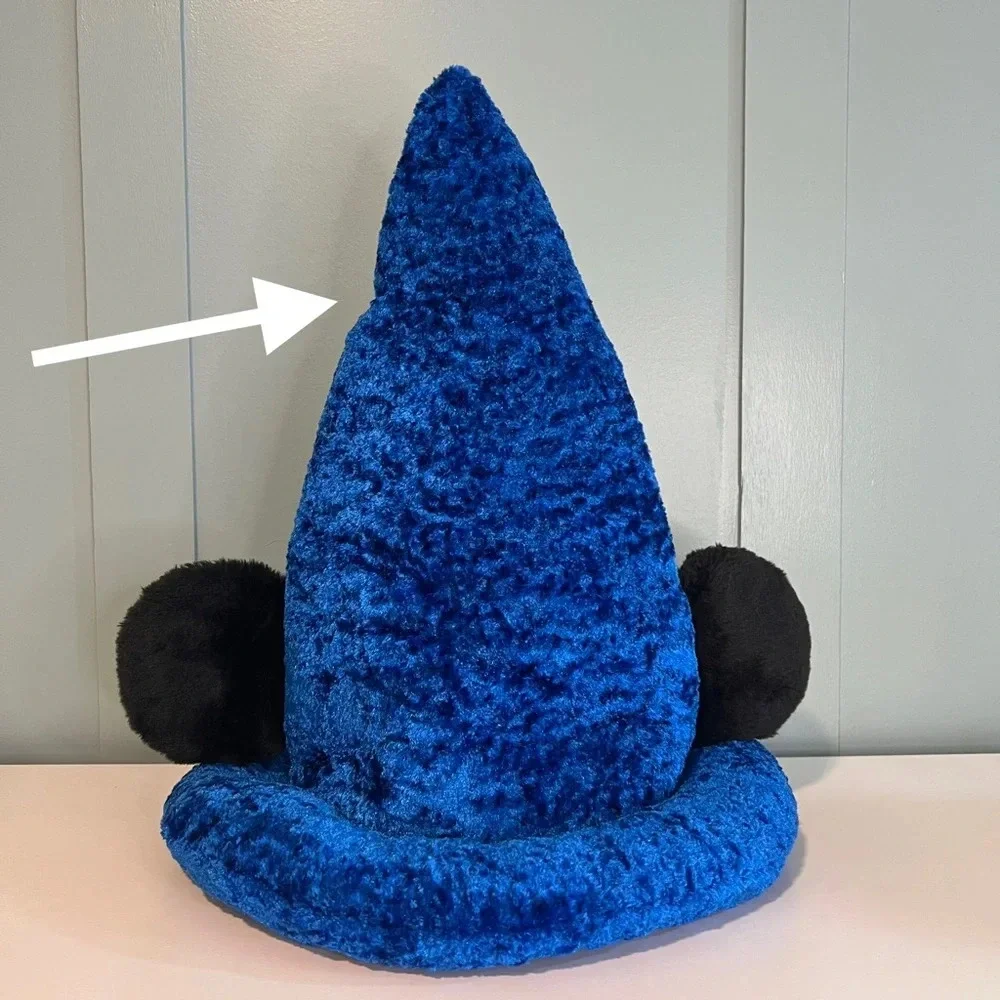 Disney Parks‎ Mickey Mouse Fleece Mouse Ears Embroidered Hat. Size Small.